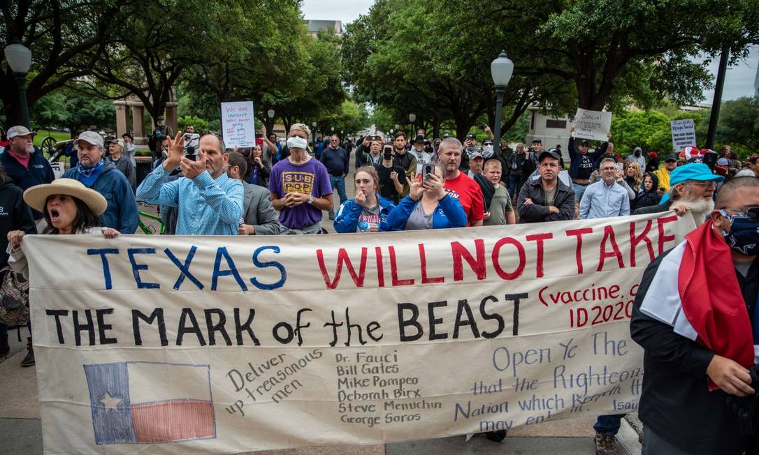 Manifestações em Austin, no Texas, para retomada da economia americana Foto: SERGIO FLORES / AFP