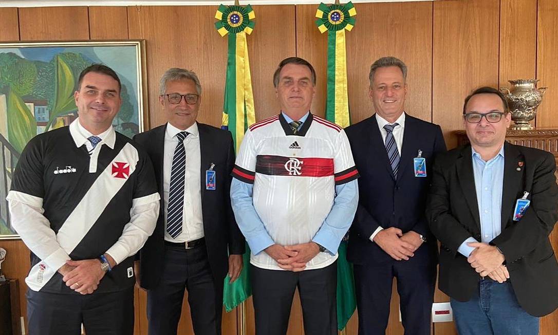 Presidentes de Vasco e Flamengo com o presidente Bolsonaro Foto: Reprodução/Instagram