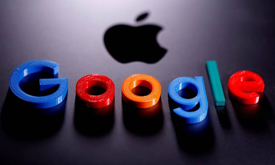 Apple e Google: parceria contra a doença Foto: Dado Ruvic / Reuters