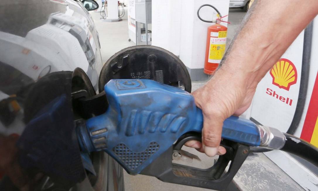 Gasolina: apesar do reajuste, combustível apresenta queda de mais de 20% no preço até agora em 2020 Foto: Cléber Júnior / Agência O Globo