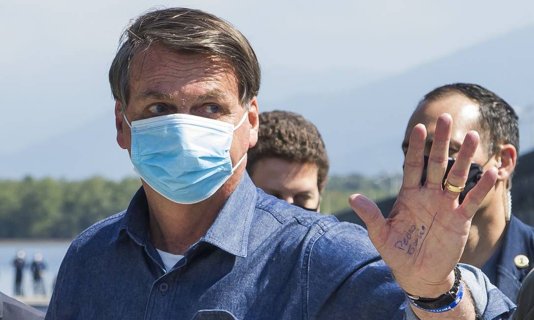 O presidente Jair Bolsonaro participa de inauguração de ponte em São Vicente, na Baixada Santista Foto: Edilson Dantas/Agência O Globo/07-08-2020