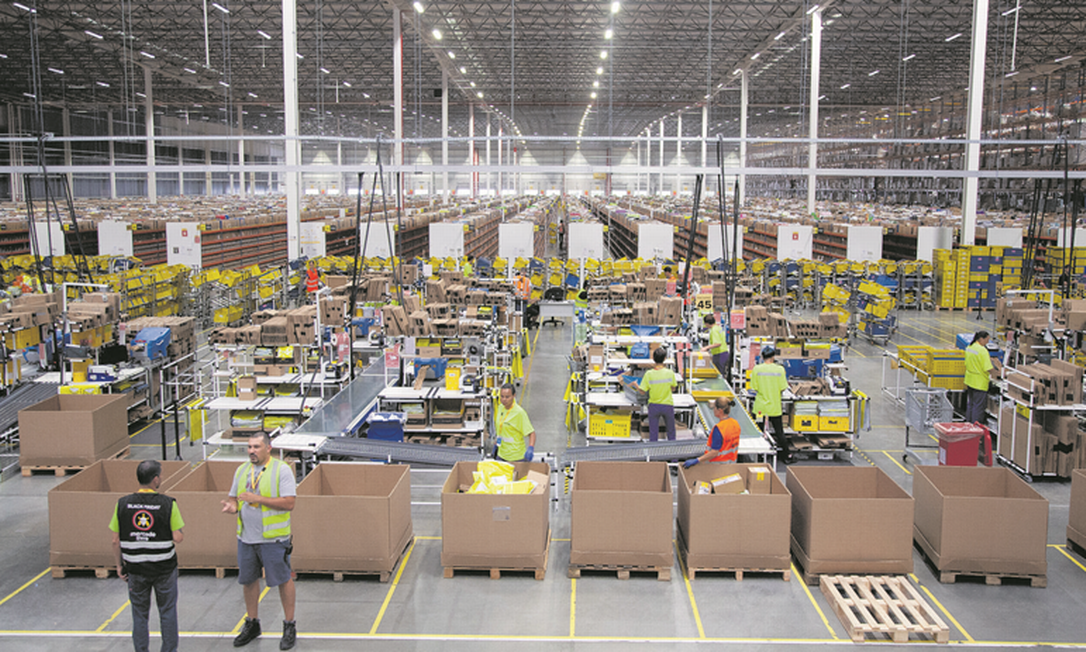 Um dos quatro centros de distribuição do Mercado Livre no país, em Cajamar (SP) Foto: Jefferson Coppola/22-11-2019