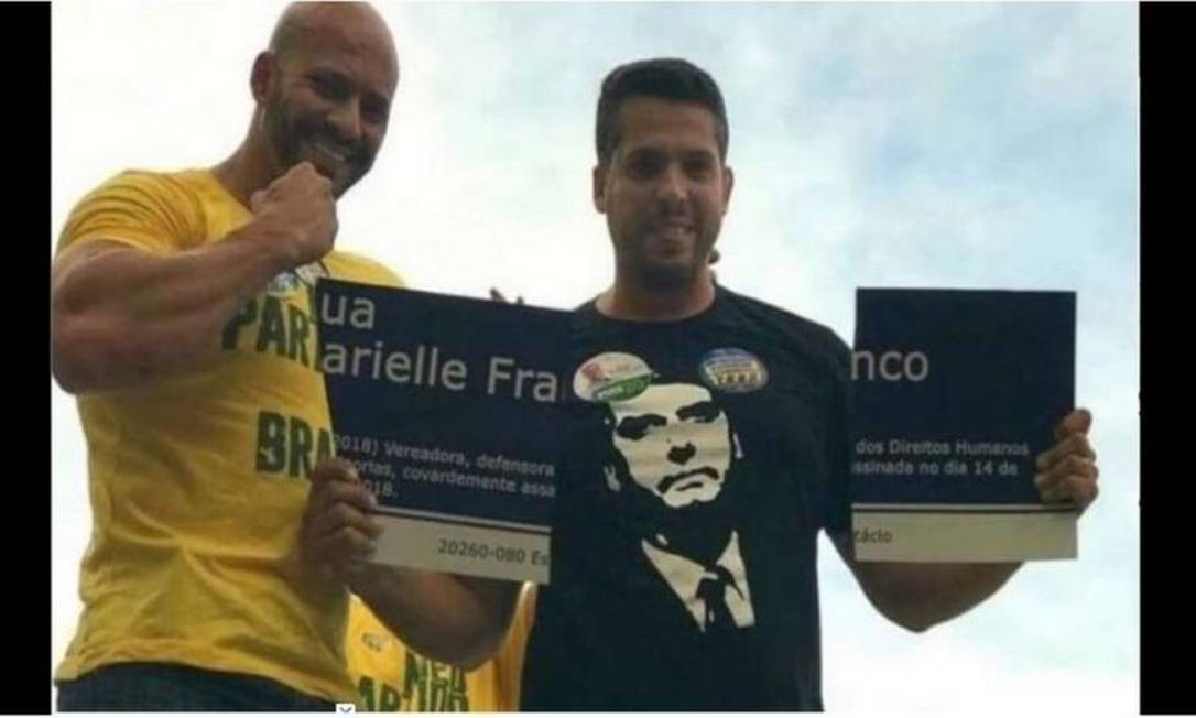 Durante campanha em 2018, Daniel Silveira quebrou placa com nome da vereadora Marielle Franco, assassinada em março daquele ano Foto: REPRODUÇÃO/TWITTER