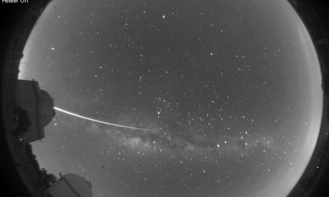 Registro de meteoro em Brazópolis (MG) Foto: Observatório Pico dos Dias