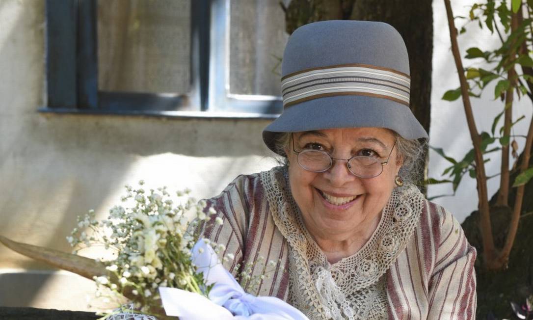 Camilla Amado interpretou a Tia Candoca na novela 'Éramos seis' Foto: Cesar Alves / Globo/Cesar Alves