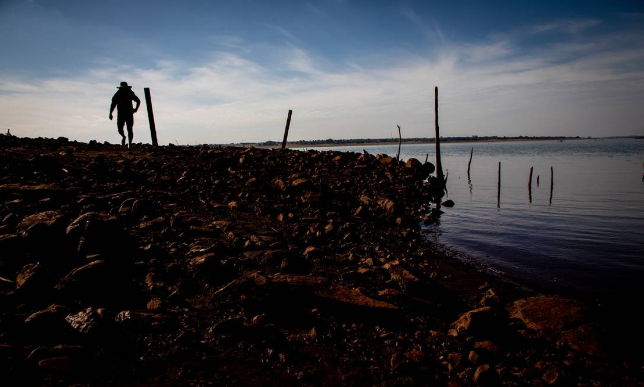 Segundo ONS, está prevista "a perda do controle hidráulico de reservatórios da bacia do Rio Paraná no segundo semestre de 2021" Foto: Ferdinando Ramos / Agência O Globo