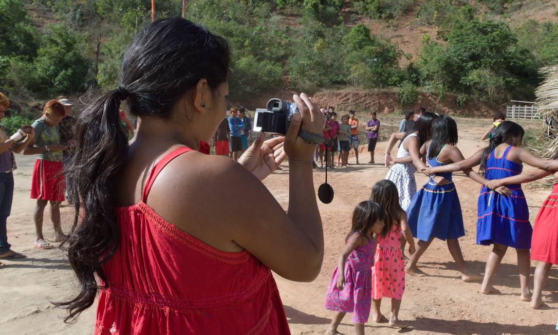 Cena de "Yãmiyhex - as mulheres-espírito", filme dos cineastas indígenas Isael e Sueli Maxakali Foto: Reprodução / Divulgação