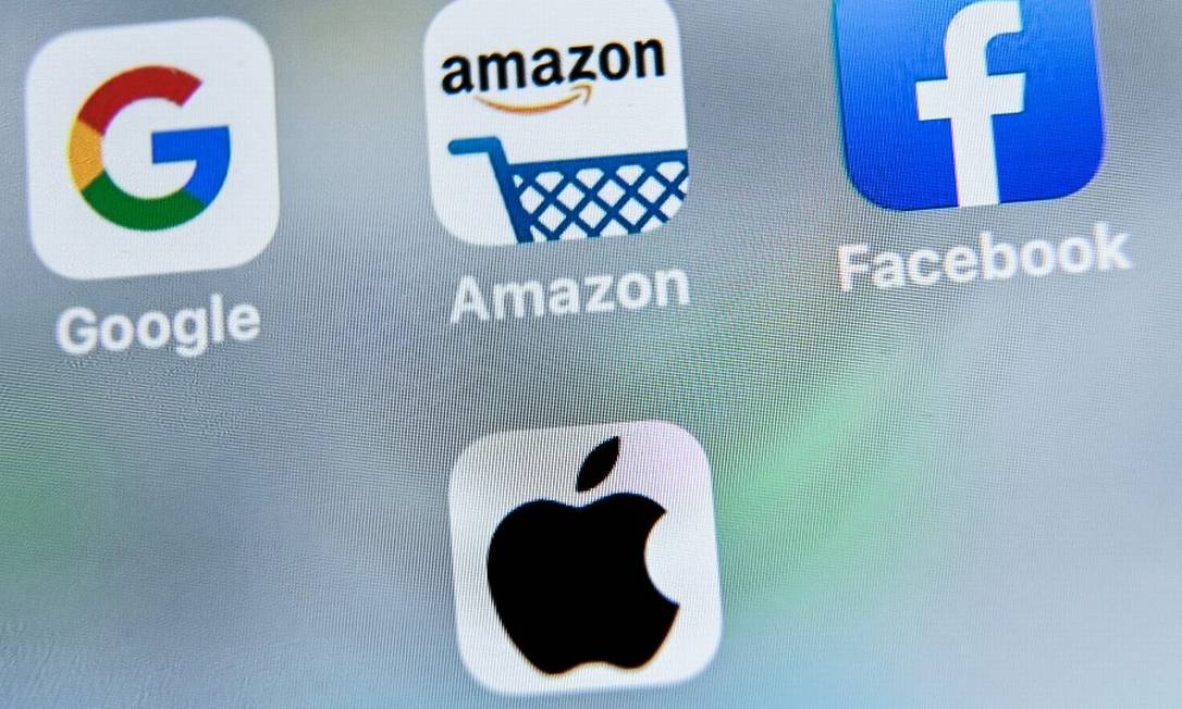 Amazon e Apple continuam no topo; Google está em terceiro, e Facebook, no sexto lugar Foto: DENIS CHARLET / AFP