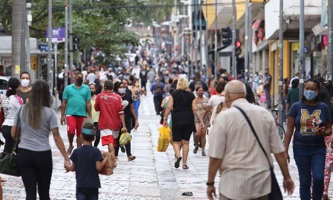 Novas regras de taxação do IR deve afetar profissionais que abriram CNPJ Foto: Agência O Globo