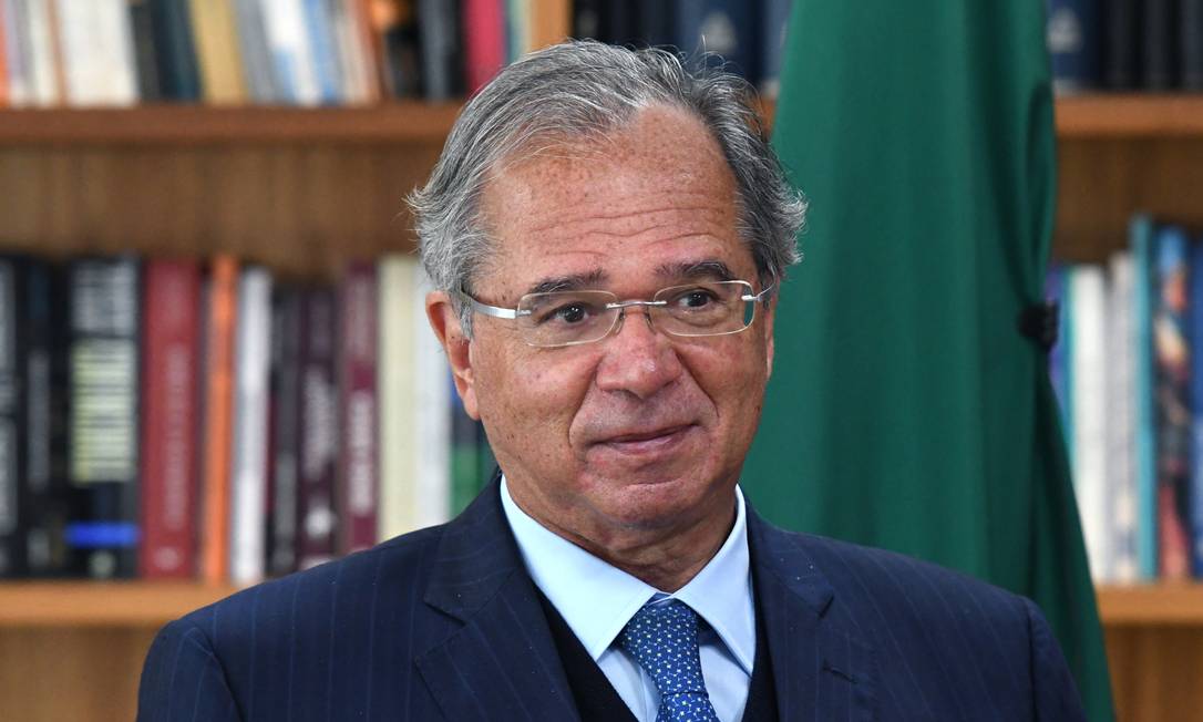 O ministro da Economia, Paulo Guedes, disse que prefere errar para uma redução da carga tributária do que para um aumento Foto: Edu Andrade / Ministério da Economia