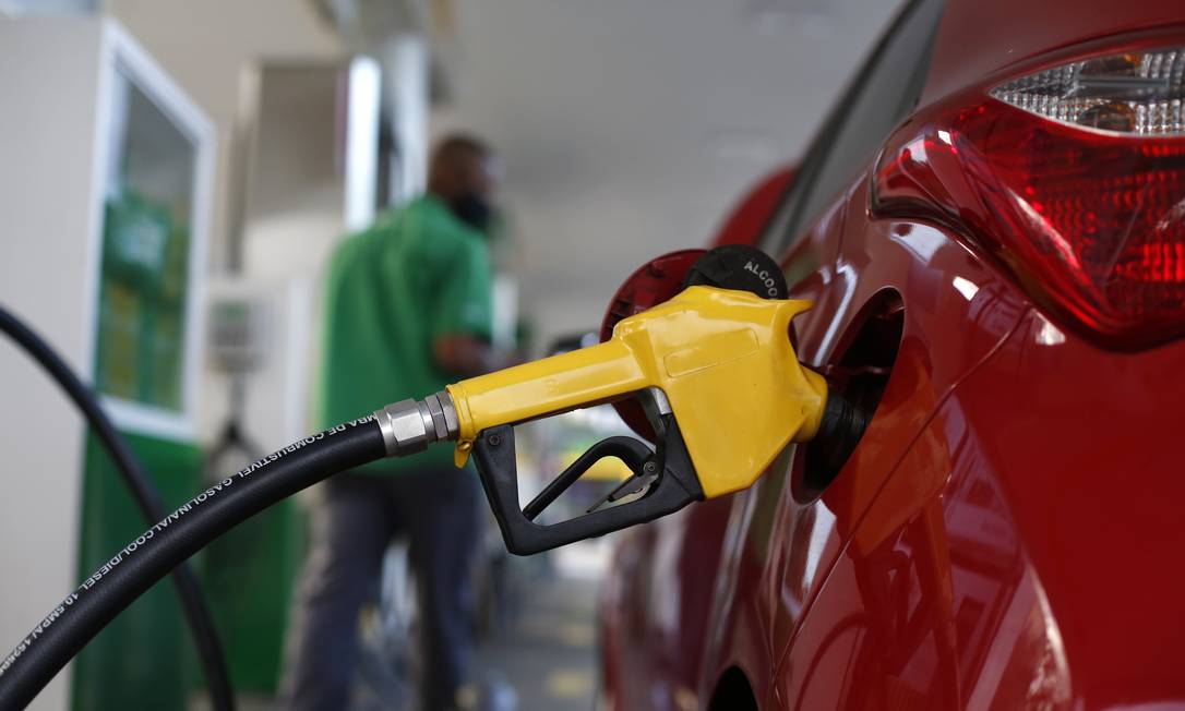 EC Rio de Janeiro (RJ) 05/07/2021 Aumento dos combustíveis - Petrobras eleva de uma só vez preço da gasolina, diesel e gás de botijão. Altas chegam a 6,32%, primeiro aumento desde que Silva e Luna assumiu. Foto Fabio Rossi / Agência O Globo Foto: Fábio Rossi / Agência O Globo