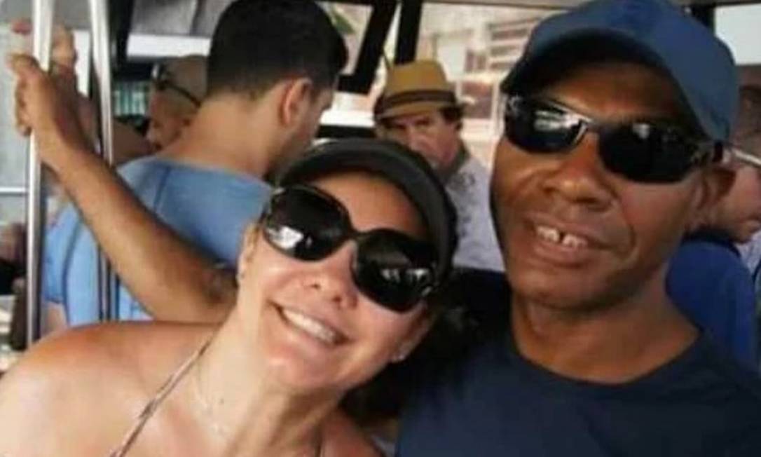 Ana Cristina Valle, ex-mulher de Bolsonaro, e Marcelo Luiz Nogueira dos Santos, funcionário da família Foto: Reprodução