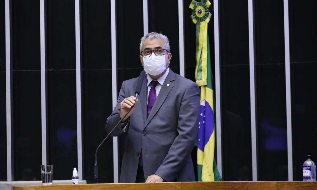 Christino Aureo, relator da proposta do Gás Social, defende texto em plenário Foto: Cleia Viana / Câmara dos Deputados