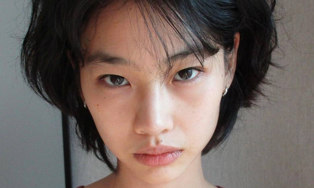Modelo Jung Ho Yeon estreou como atriz no K-drama 'Round 6' Foto: Instagram @hoooooyeony / Reprodução
