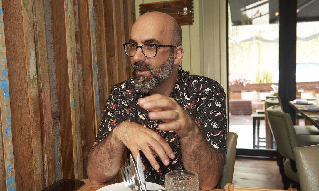 O português Valter Hugo Mãe é um dos escritores confirmados na Bienal do Rio. Foto: Marcelo Saraiva / Agência O Globo