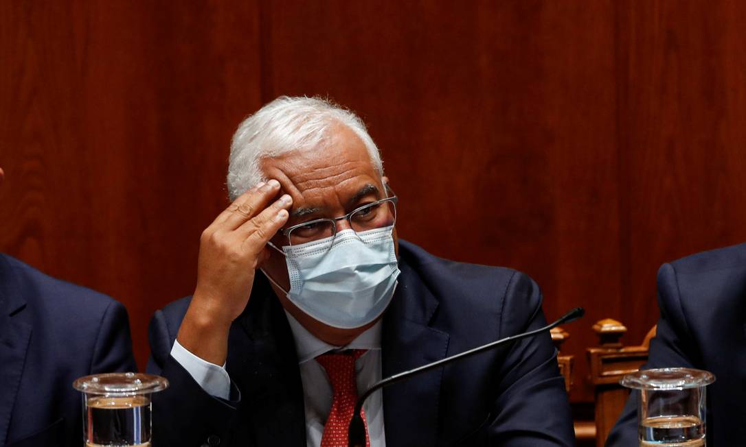 Primeiro-ministro de Portugal, António Costa, durante o debate sobre o Orçamento de 2022 no Parlamento Foto: PEDRO NUNES / REUTERS