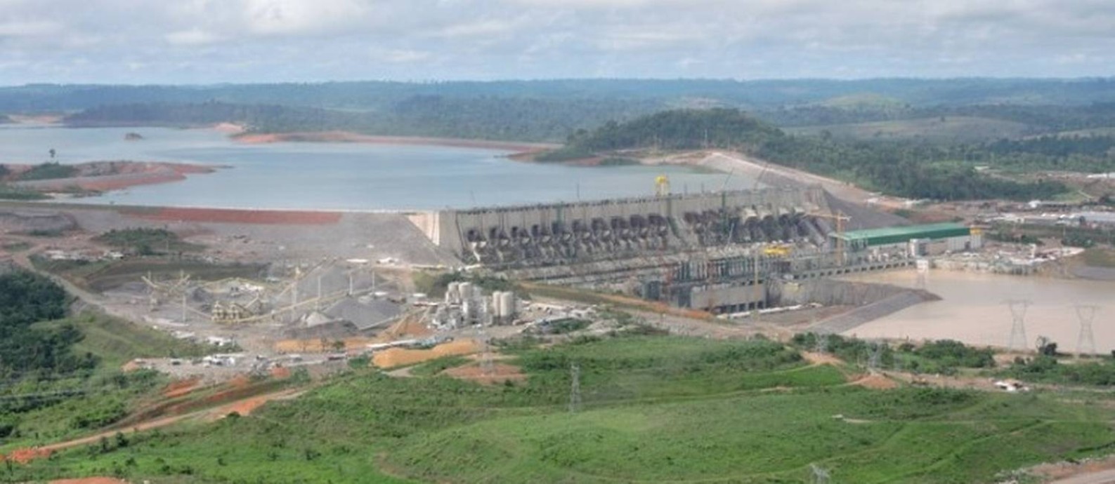 Usina de Belo Monte, no Rio Xingu, no Pará: Norte Energia diverge de Ibama e MPF sobre vazão Foto: Agência O Globo -29/01/2016 