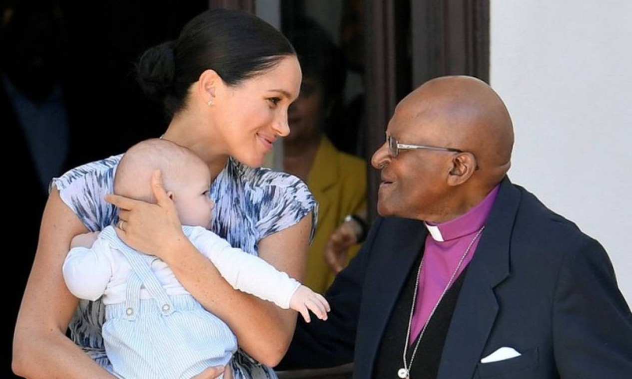 Mulher do príncipe Harry, a Duquesa de Sussex, Meghan Markle visitou Desmond Tutu com o marido e o filho em viagem oficial em setembro de 2019 Foto: TOBY MELVILLE / REUTERS