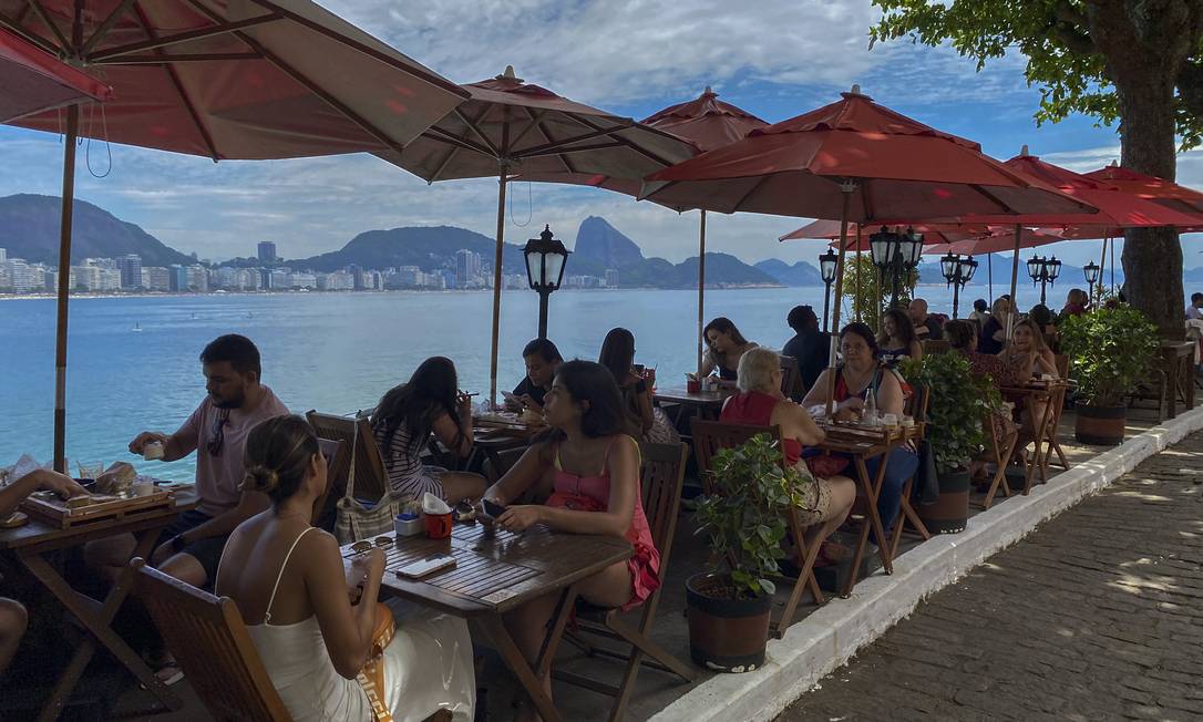 Cidade recebe turistas que vieram passar o Réveillon no Rio Foto: Agência O Globo