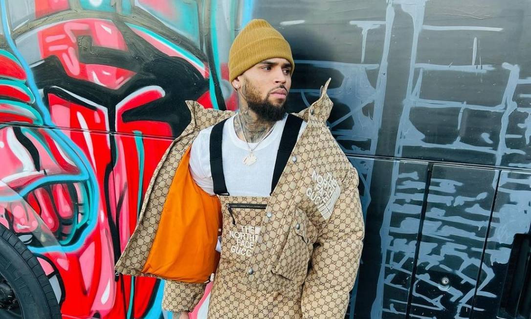 O rapper americano Chris Brown está sendo processado por suposto estupro após drogar mulher Foto: Reprodução