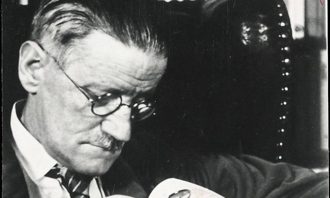 O irlandês James Joyce, autor de "Ulisses", romance publicado há 100 anos que revolucionou a literatura Foto: Reprodução