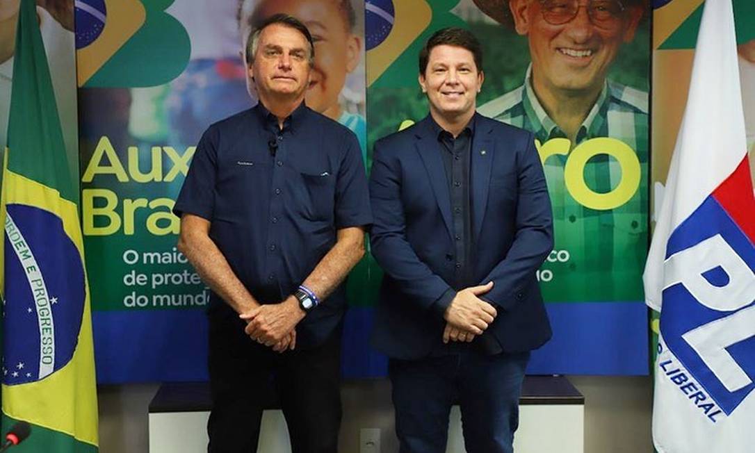 O presidente Jair Bolsonaro e o secretário Especial da Cultura, Mario Frias. Foto: Reprodução/Instagram