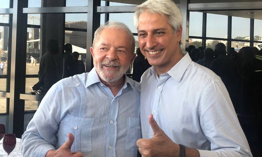 Molon e Lula na comemoração de cem anos do PCdoB Foto: Reprodução