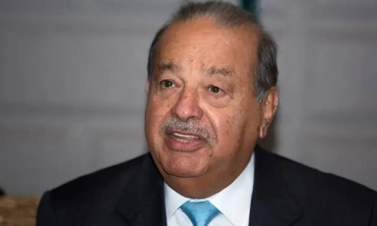 O homem mais rico do México, Carlos Slim Helu, e sua família controlam a América Móvil, a maior empresa de telecomunicações móveis da América Latina, e somam um patrimônio de US$ 81,2 bilhões Foto: Arquivo