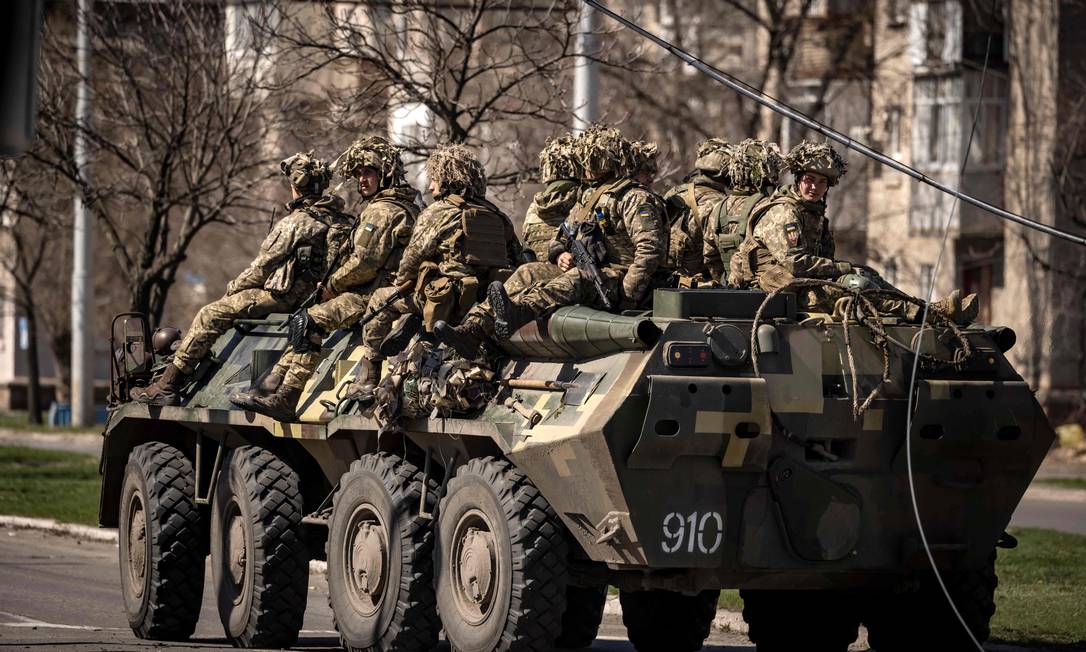 Ucrânia faz troca de prisioneiros com a Rússia e resgata 12 soldados Foto: FADEL SENNA / AFP