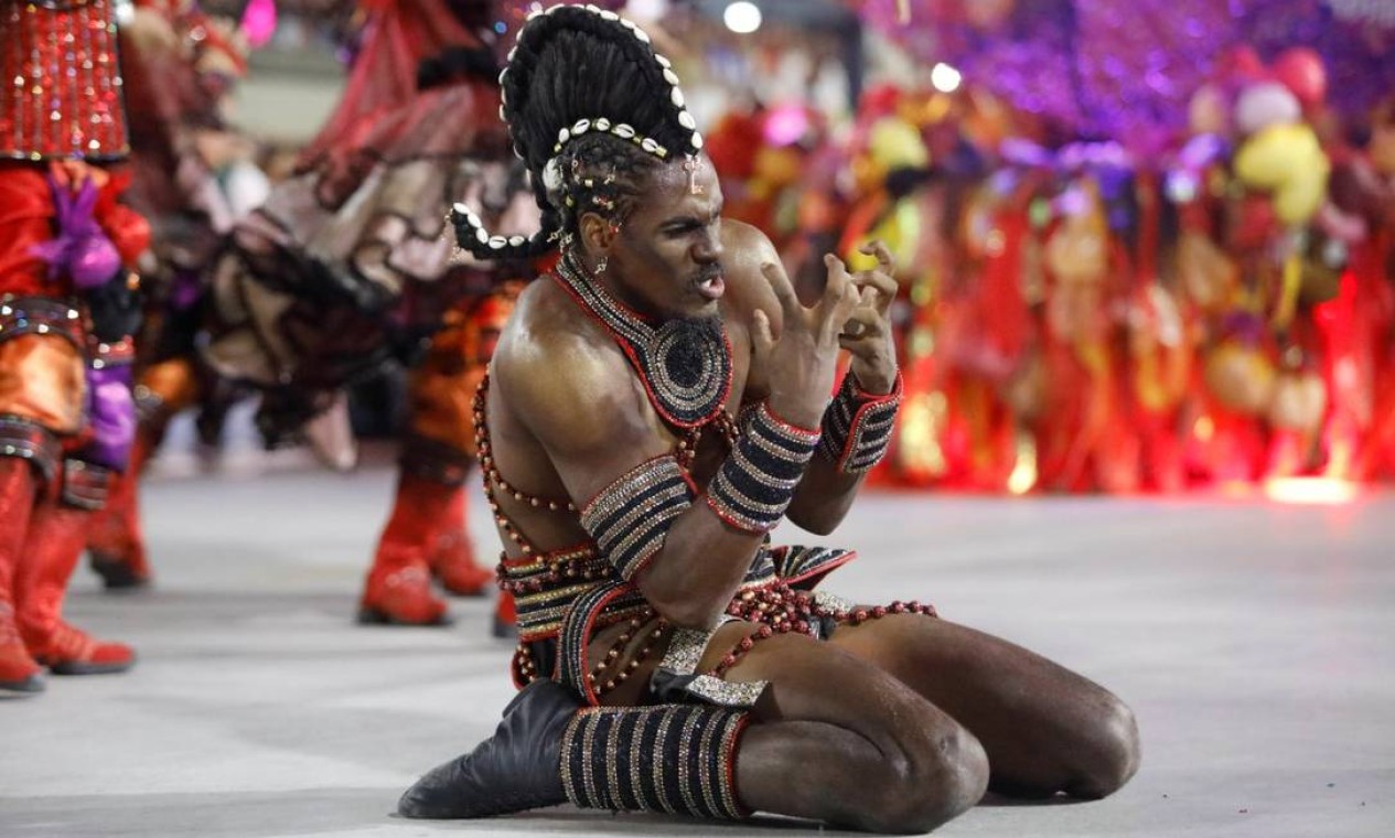 O ator Demerson Dalvaro, que interpretou o Exu da Grande Rio, foi o destaque do público do Estandarte de Ouro Foto: Brenno Carvalho / Agência O Globo