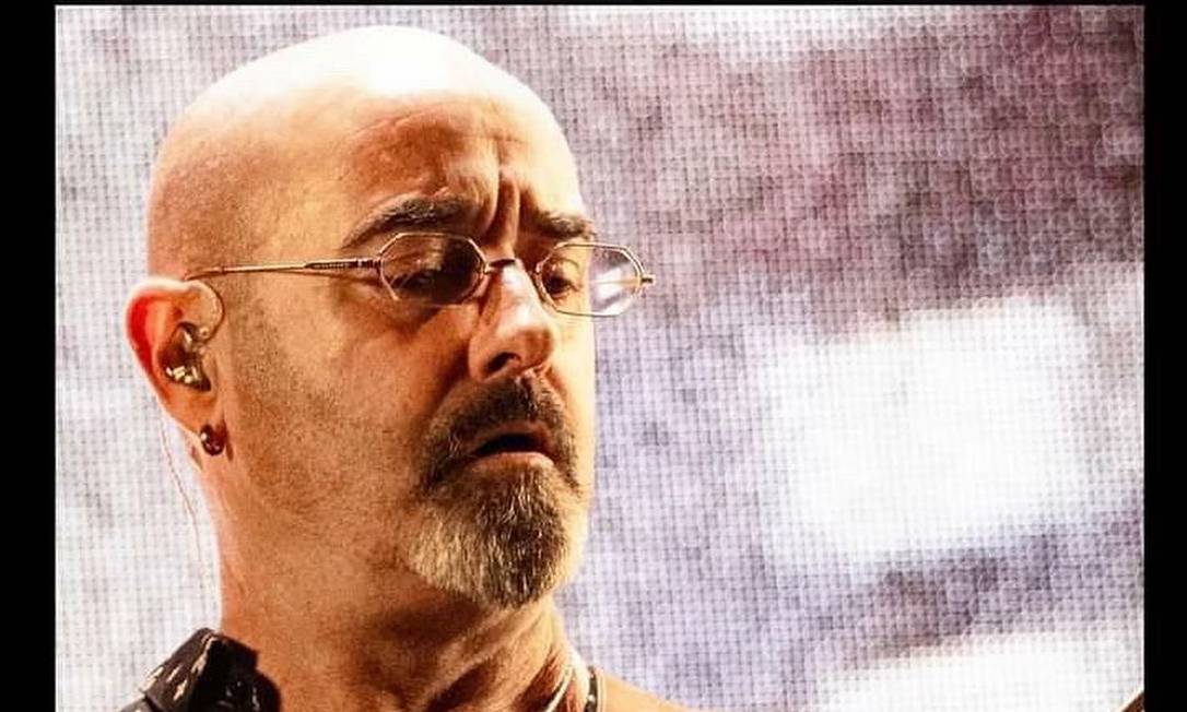 Paul 'Bonehead' Arthurs, do Oasis, vai tratar câncer na amígdala Foto: Reprodução/Instagram