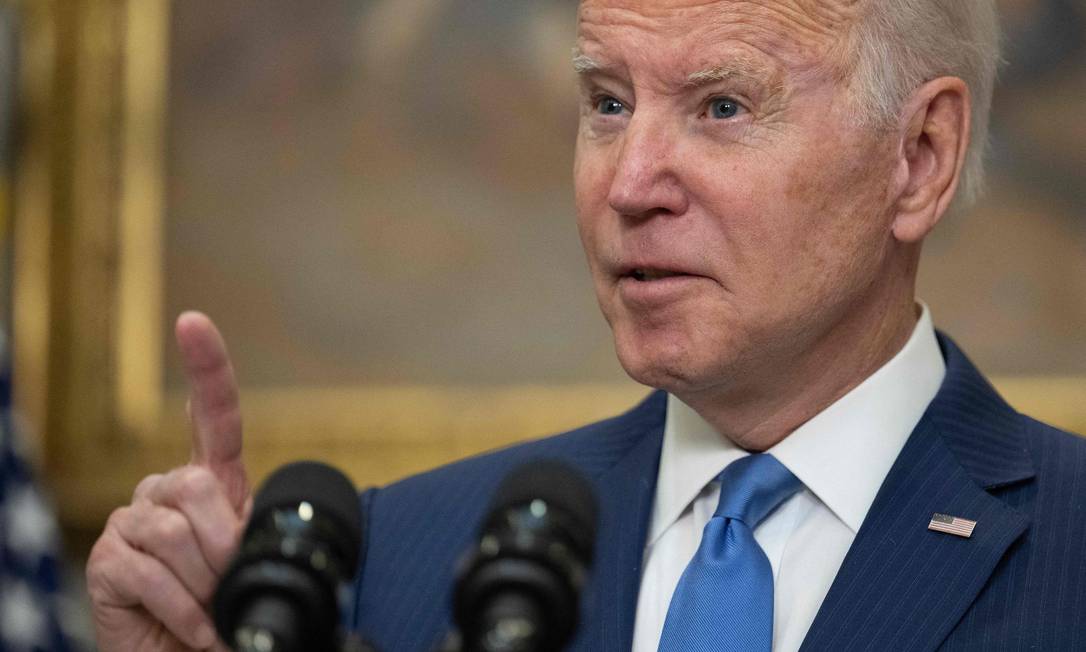 O presidente dos Estados Unidos, Joe Biden, em discurso na Casa Branca nesta quinta-feira Foto: JIM WATSON / AFP