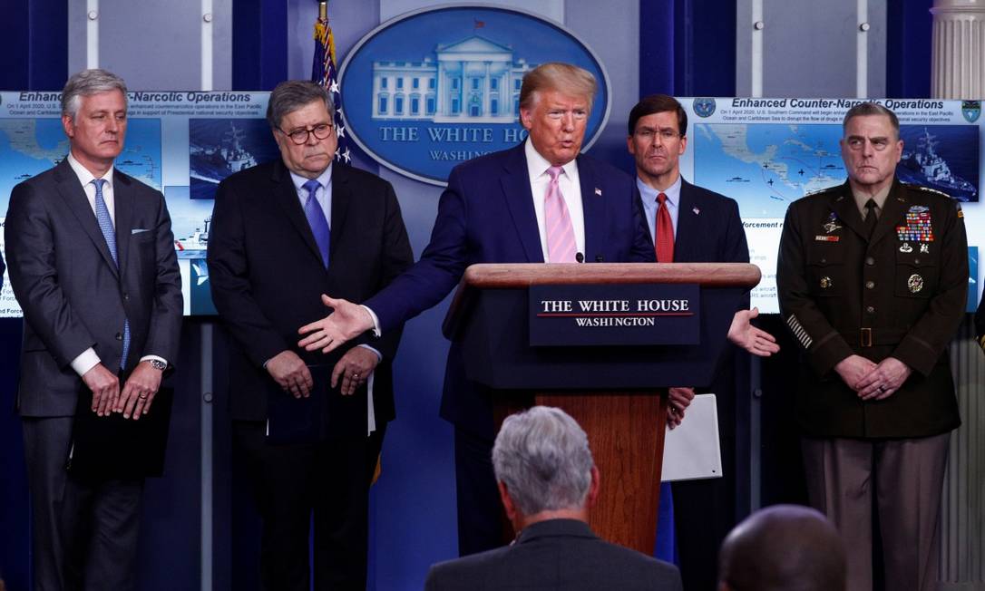 O presidente dos EUA, Donald Trump, durante entrevista coletiva nesta quarta-feira Foto: TOM BRENNER / REUTERS