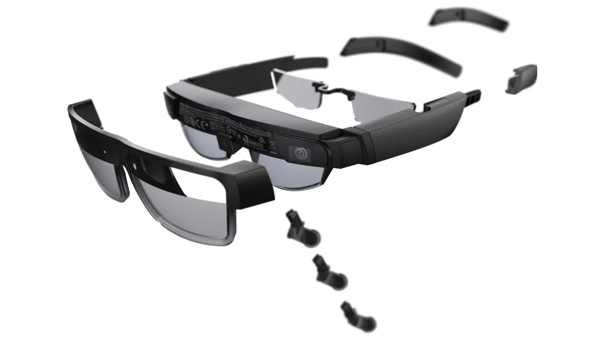 Lenovo ThinkReality A3 smart glasses – exploded view of earpieces, lenses, & nosepieces