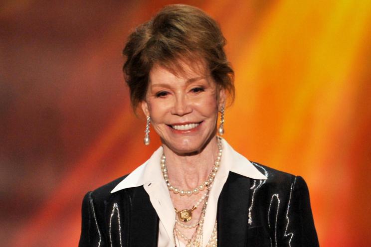 Mary Tyler Moore accepts the Life Achievement Award at the Screen Actors Guild Awards in 2012.