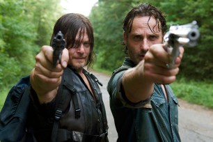 FOR TV: FILM STILL: WALKING DEAD. Andrew Lincoln as Rick Grimes and Norman Reedus as Daryl Dixon - The Walking Dead _ Season 6, Episode 10 - Photo Credit: Gene Page/AMC