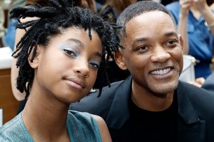 US actor Will Smith (R) and his daughter Willow Smith pose before Chanel 2016-2017 fall/winter Haute Couture collection fashion show on July 5, 2016 in Paris. / AFP / FRANCOIS GUILLOT (Photo credit should read FRANCOIS GUILLOT/AFP/Getty Images)