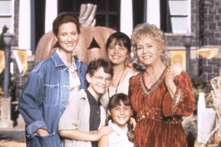 Judith Hoag, Joey Zimmerman, Kimberly J. Brown, Emily Roeske, Debbie Reynolds,