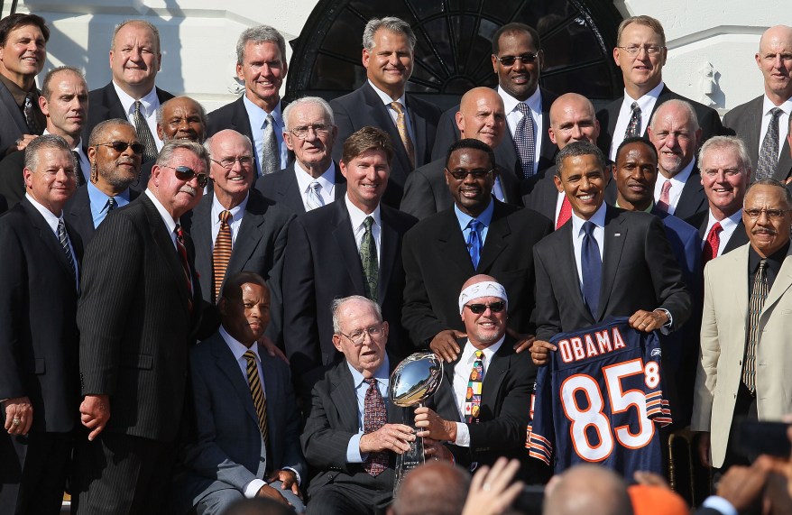 Obama Welcomes 1985 NFL Champion Chicago Bears To The White House
