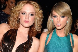 LOS ANGELES, CA - FEBRUARY 08: Singer-songwriter Taylor Swift (R) and Abigail Anderson during The 57th Annual GRAMMY Awards at the STAPLES Center on February 8, 2015 in Los Angeles, California. (Photo by Lester Cohen/WireImage)