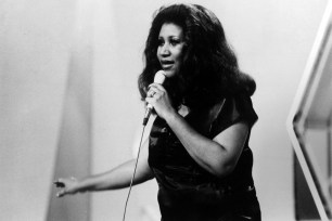 Aretha Franklin performs in 1980