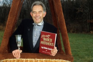 Robin Leach in 1991