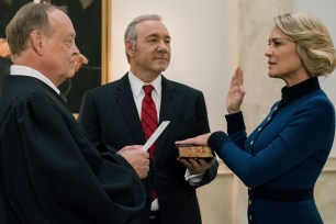 Michael Gabel as Chief Justice, Kevin Spacey as Frank Underwood and Robin Wright as Claire Underwood in "House of Cards" on Netflix