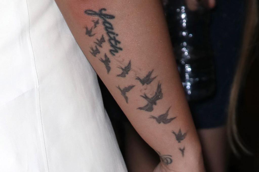 Demi Lovato faith and birds tattoo