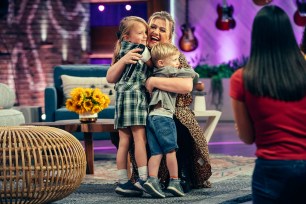 Kelly Clarkson and her kids Remington and River