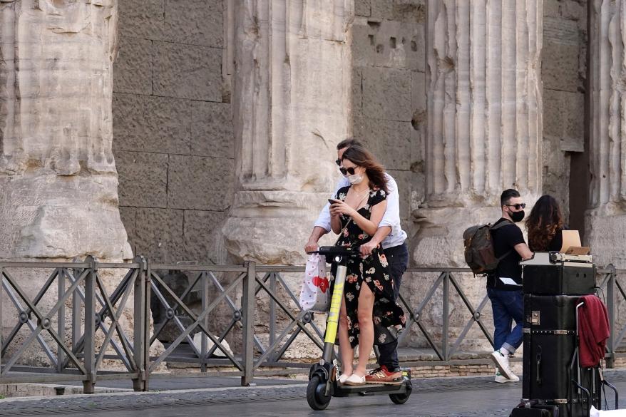 Lily James and married actor Dominic get intimate during a weekend out in Rome.