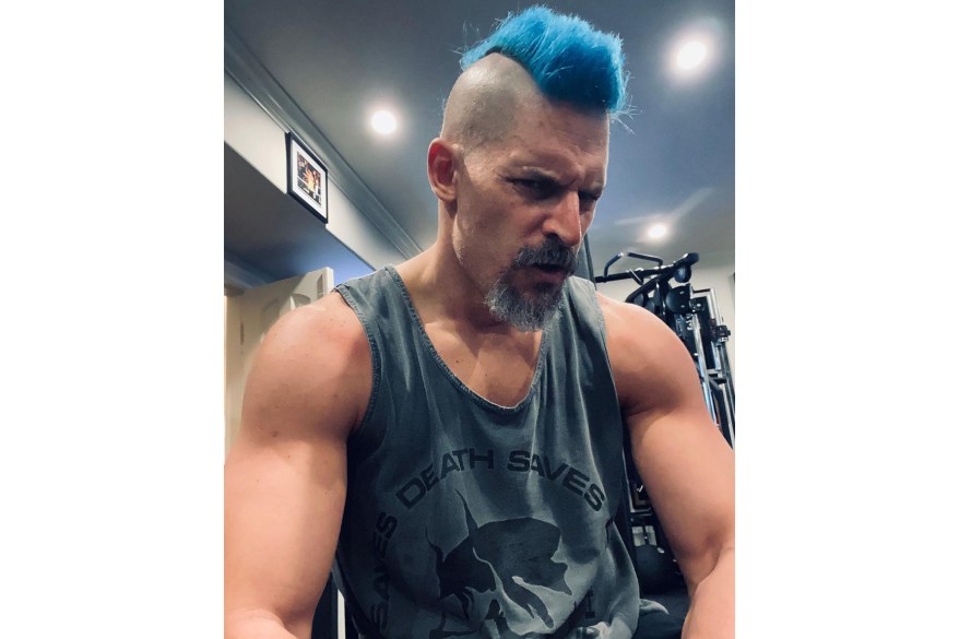 Joe Manganiello debuts a colored mohawk hairdo as he starts to film Zach Snyder's "Justice League."