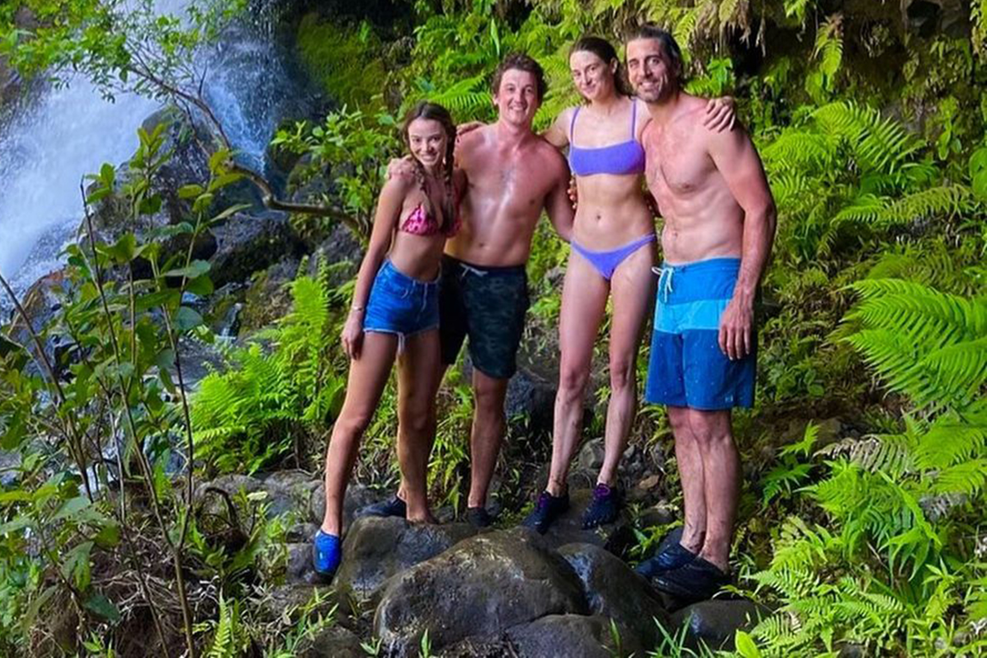 Aaron Rodgers, Shailene Woodley, Miles Teller and wife vacation in Hawaii
