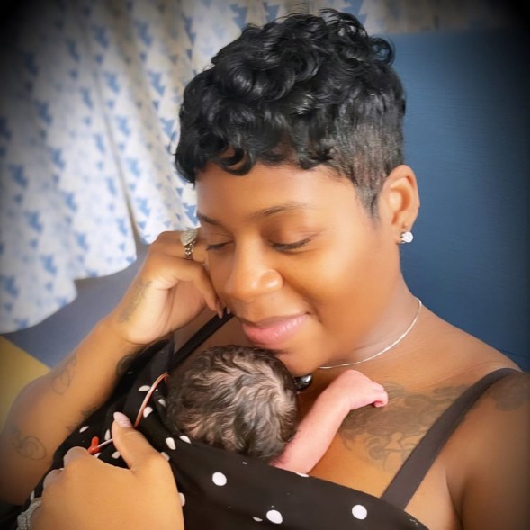 Fantasia Barrino and her daughter