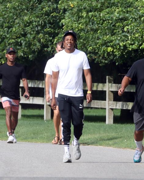 Beyonce and Jay Z with Twitter CEO, Jack Dorsey.